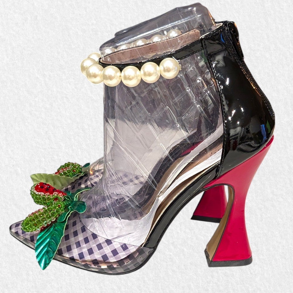 Betsey Johnson Viviann Pumps Women's NEW - Picture 1 of 4